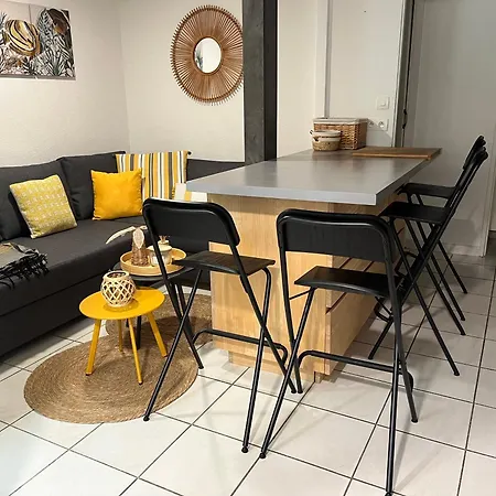 Aux Ayguades, Pavillon Confort Proche Plage, Terrasse Et Wifi Nyaraló
