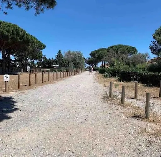 Σπίτι διακοπών Aux Ayguades, Pavillon Confort Proche Plage, Terrasse Et Wifi Gruissan